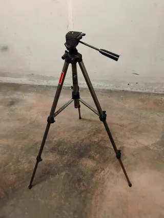 Treppiedi fotografico con custodia