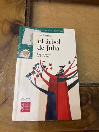 El árbol de Julia (Sopa De Libros- Teatro/ Soup...