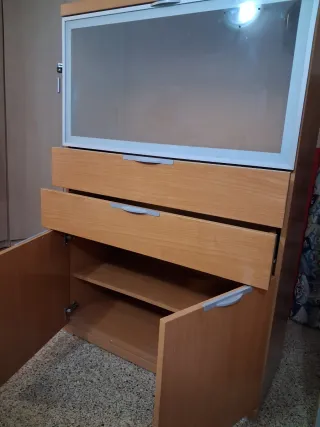 Muebles de comedor madera y cristal