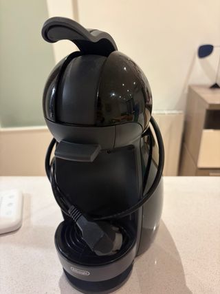 Cafetera Dolce Gusto Negra- se sale el agua