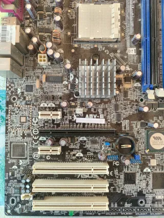 Placa base Asus AV8-E