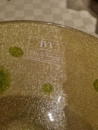 Centrotavola in vetro decorata con pois verdi