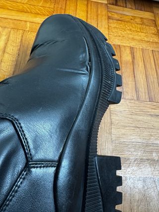 Black boot Zara
