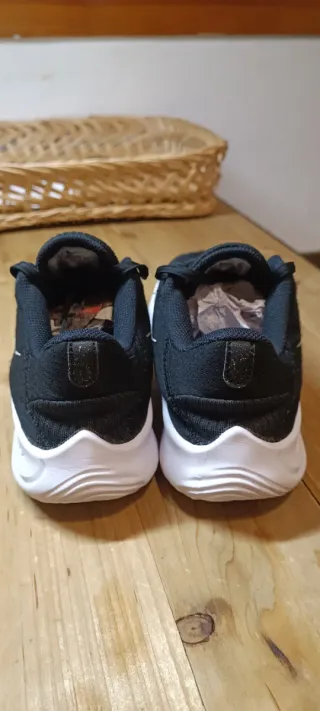 Zapatillas Nike Flex Experience Run 11 Mujer Negra