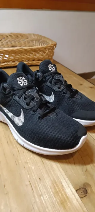 Zapatillas Nike Flex Experience Run 11 Mujer Negra