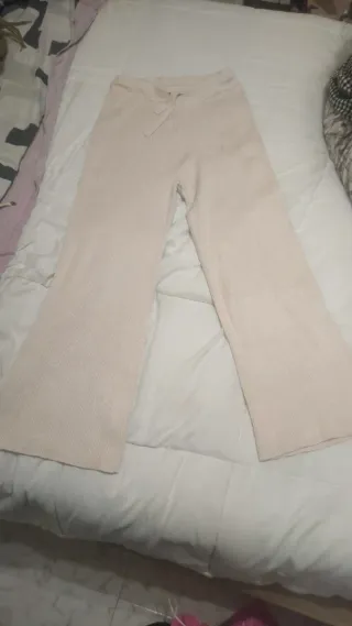 Pantalón de punto beige