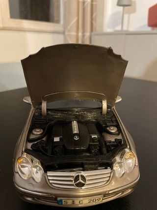 Maqueta Mercedes CLK 240 Kyosho 1:18 Premium