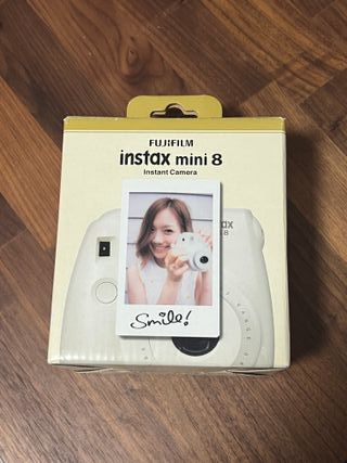 Cámara Fujifilm Instax Mini 8 Blanca