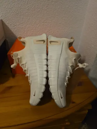 Nike Free Metcon 6 Beige