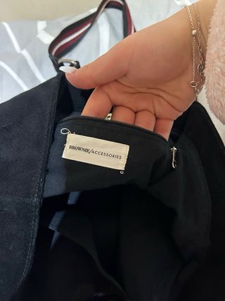 Bolso piel/ante negro Brownie asas rayadas