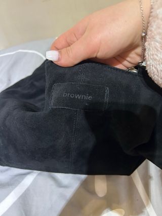 Bolso piel/ante negro Brownie asas rayadas