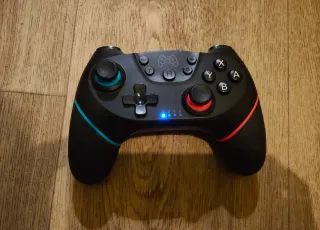 Nintendo Switch + Fifa 22 + Accesorios