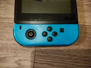 Nintendo Switch + Fifa 22 + Accesorios