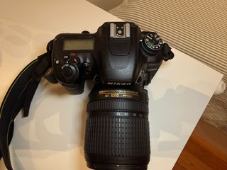 Nikon D7500 + 18-140mm VR | Cámara réflex DSLR
