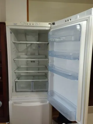 Frigorífico Indesit