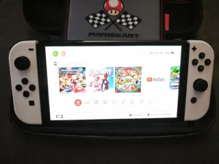 Nintendo Switch OLED + Accessori