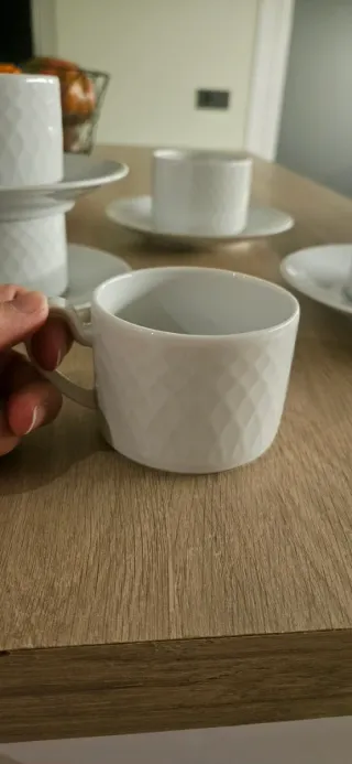 Juego de café de porcelana blanca