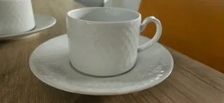 Juego de café de porcelana blanca