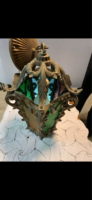 Lampada antica in metallo e vetro