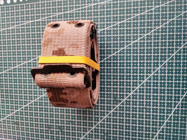 POCOS DÍAS Correas de Hombro y Ceñidor, Camuflaje