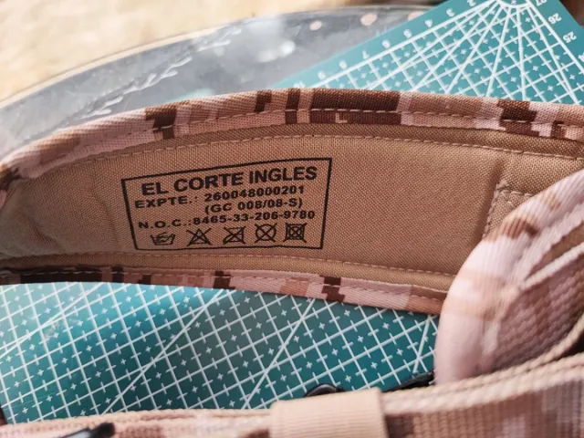 POCOS DÍAS Correas de Hombro y Ceñidor, Camuflaje