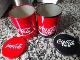 Bottiglie metalliche Coca-Cola