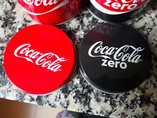 Bottiglie metalliche Coca-Cola