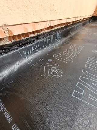 Impermeabilización, instalacion de tela asfáltica