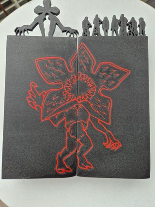 Expositor Stranger Things Demogorgon