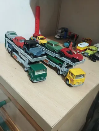 2 Camiones Pegaso Mira Portacoches