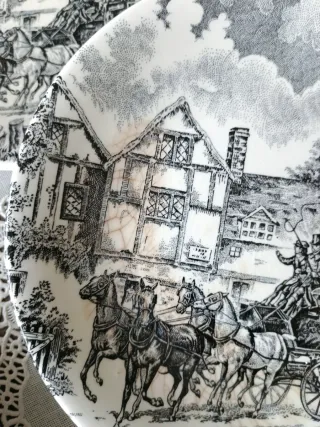 LIQUIDACIÓN!! Platos San Claudio