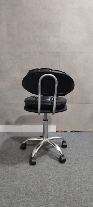 Silla Taburete Manicurista Negra