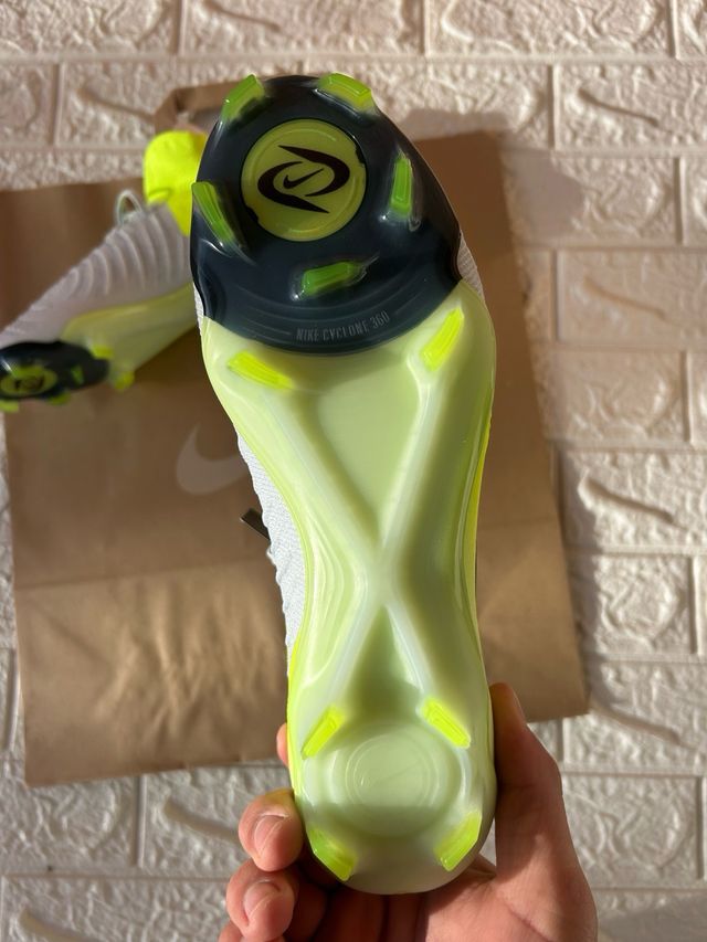 Botas de fútbol Nike Phantom Luna 2 Elite FG