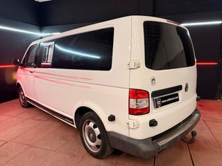 Volkswagen Transporter T5 2010