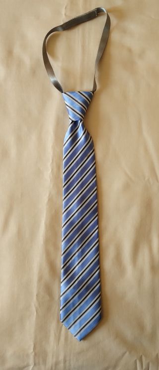 Primera comunión: Corbatilla cierre velcro nueva