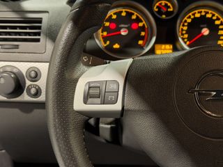 Opel Astra GTC 1.8 16v Cosmo