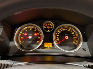 Opel Astra GTC 1.8 16v Cosmo