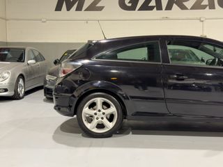 Opel Astra GTC 1.8 16v Cosmo