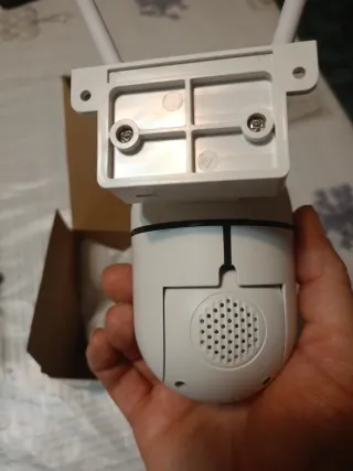 Cámara de seguridad WiFi con antenas