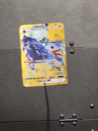 Cartas Pokémon variadas