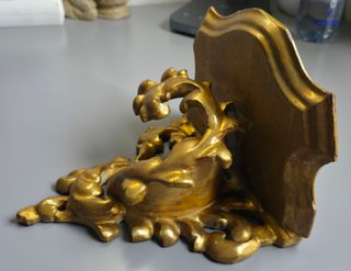 Antigua Ménsula Rococó Dorada