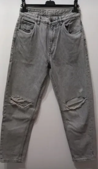 Jeans Bershka uomo grigi strappati