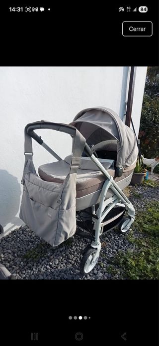 Carrito de bebé completo.