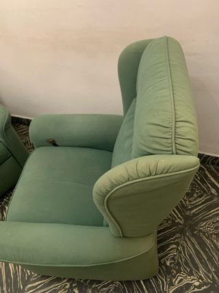 2 Sillones orejeros reclinables