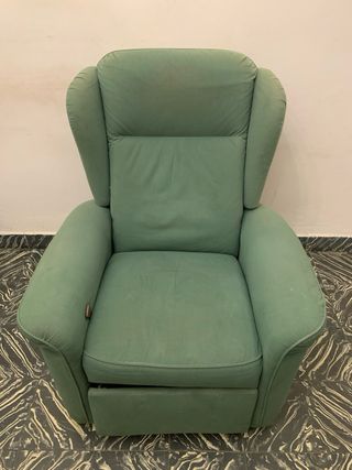 2 Sillones orejeros reclinables