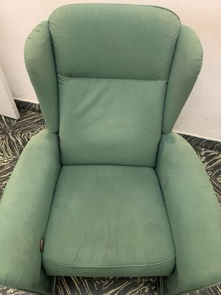 2 Sillones orejeros reclinables