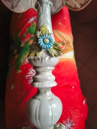 Lampada vintage floreale in ceramica