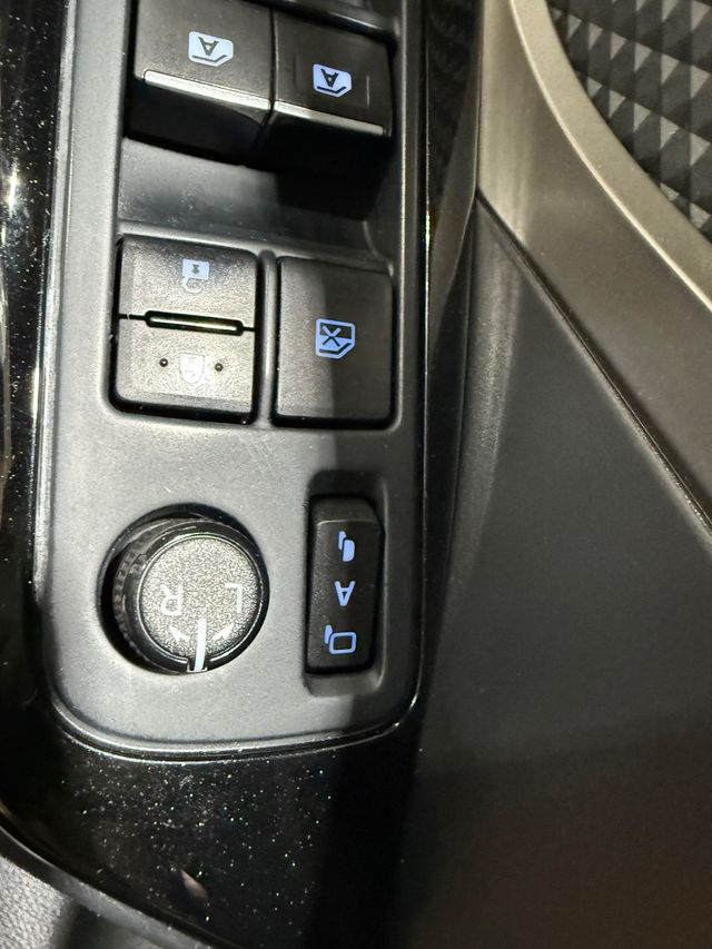 toyota c hr  varias unidades