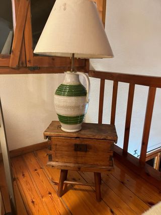 Lámpara cerámica rústica jarra verde