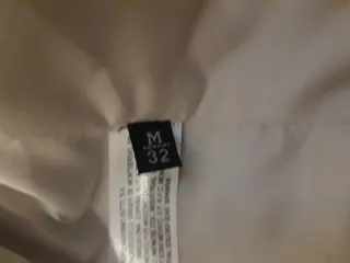 Chaqueta corta Massimo Dutti gris oscuro plumas